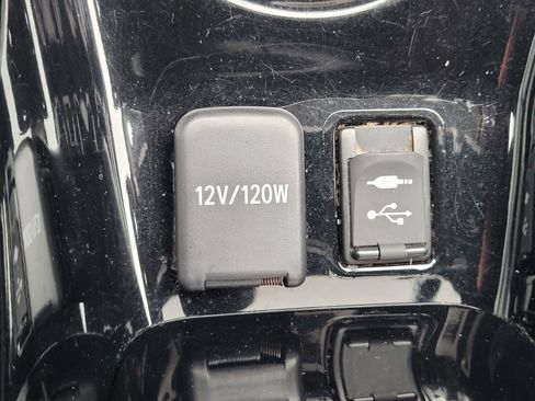 Used 2018 Toyota Prius Prime Plus image 14