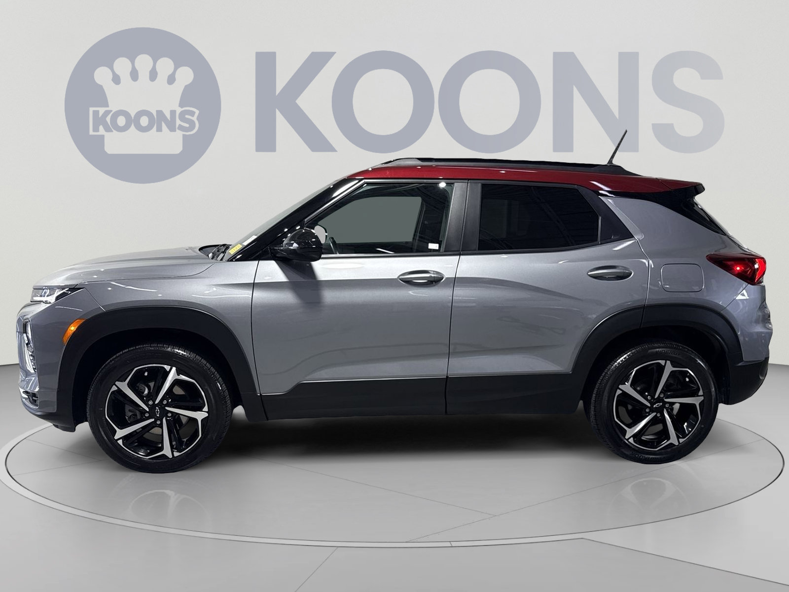 Used 2023 Chevrolet TrailBlazer RS w/ Sun and Liftgate Package AWD/4WD image 7