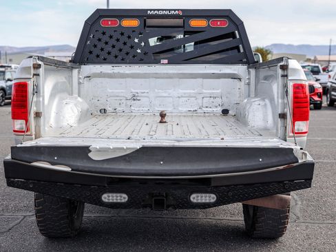 Used 2015 RAM 3500 Laramie w/ Convenience Group AWD/4WD image 7