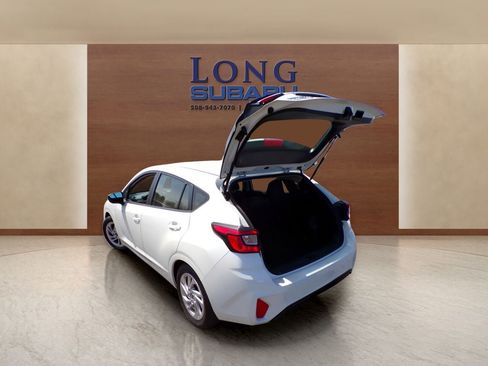 Used 2024 Subaru Impreza 2.0i AWD/4WD image 11