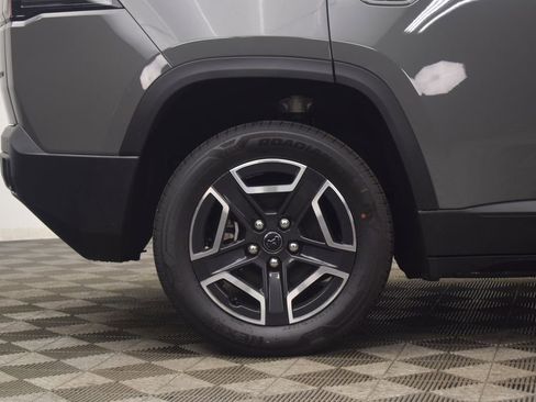 New 2026 Jeep Cherokee Laredo image 9