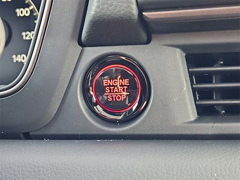 New 2025 Honda Pilot TrailSport image 16