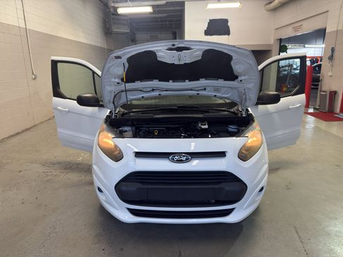 Used 2014 Ford Transit Connect XLT FWD image 8