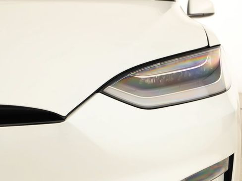 Used 2022 Tesla Model X AWD/4WD image 35