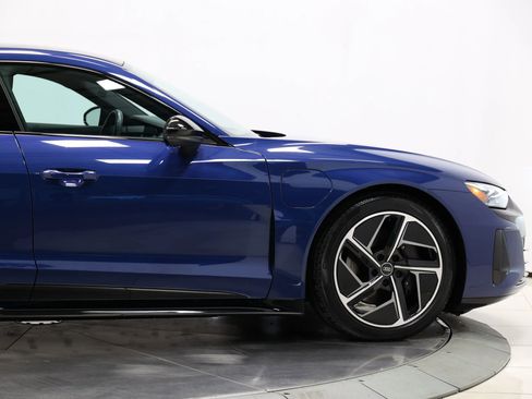 Used 2024 Audi e-tron GT Premium Plus w/ Performance Package image 58