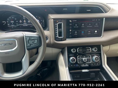 Used 2024 GMC Yukon Denali RWD image 11