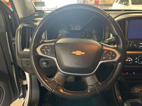 Used 2018 Chevrolet Colorado LT w/ LT Convenience Package image 16