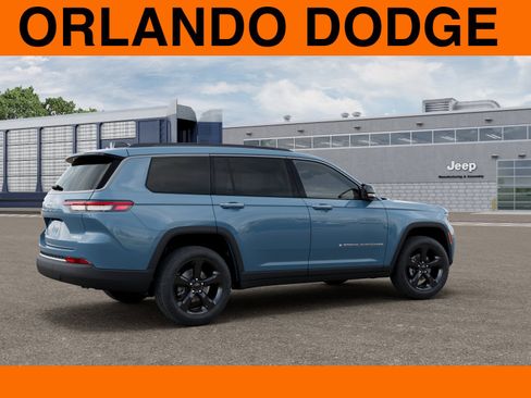 New 2026 Jeep Grand Cherokee L Limited AWD/4WD image 4