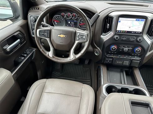 Used 2019 Chevrolet Silverado 1500 LTZ w/ LTZ Premium Package image 18