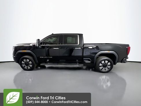 Used 2024 GMC Sierra 3500 Denali w/ Denali Reserve Package image 6