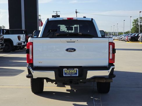 Used 2026 Ford F250 Lariat AWD/4WD image 6