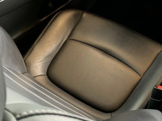 Used 2019 Toyota RAV4 XLE Premium FWD image 18
