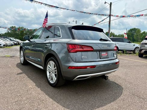 Used 2020 Audi Q5 2.0T Premium Plus w/ Premium Plus Package AWD/4WD image 3