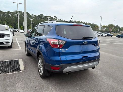 Used 2018 Ford Escape Titanium FWD image 3