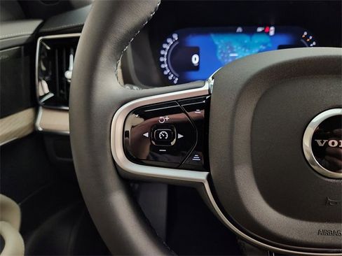 New 2026 Volvo XC90 B6 Ultra w/ Protection Package image 27