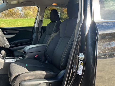 Used 2021 Subaru Ascent Premium w/ Convenience Package image 12