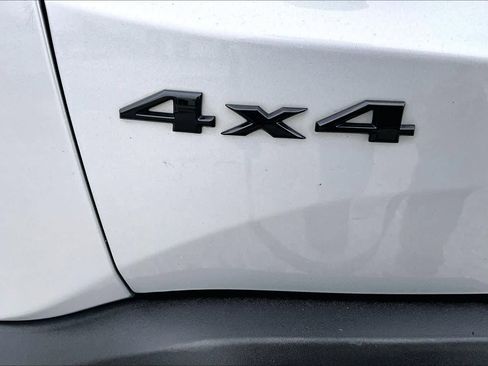 Used 2019 Jeep Renegade Sport image 9