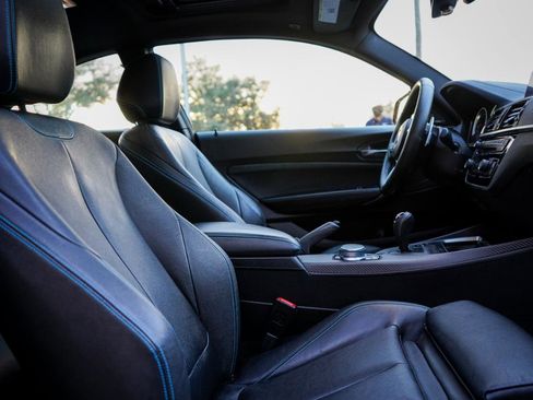 Used 2018 BMW M2 Coupe image 8