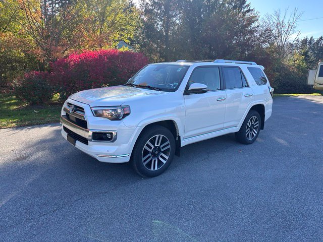 Used 2023 Toyota 4Runner Limited AWD/4WD image 7