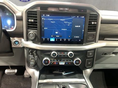 New 2025 Ford F150 Lariat w/ Equipment Group 501A Mid image 12