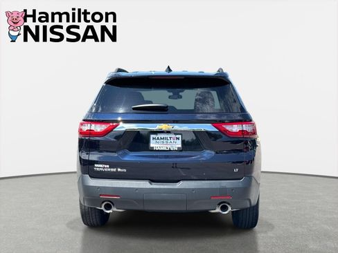 Used 2020 Chevrolet Traverse LT w/ Driver Confidence II Package AWD/4WD image 3