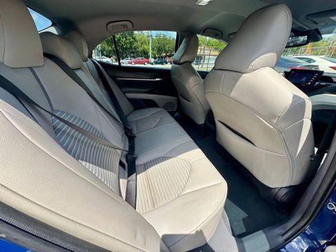 Used 2023 Toyota Camry SE w/ Convenience Package FWD image 15