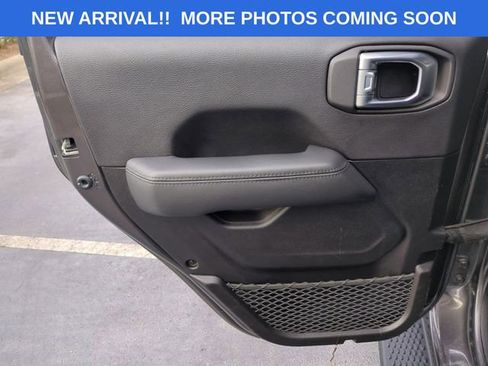 Certified 2022 Jeep Wrangler Unlimited Sahara image 29