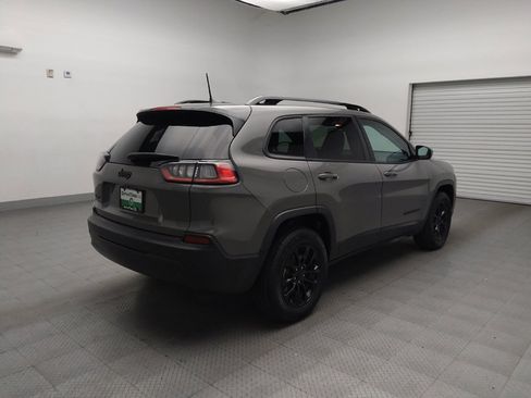 Used 2023 Jeep Cherokee Altitude Lux image 9