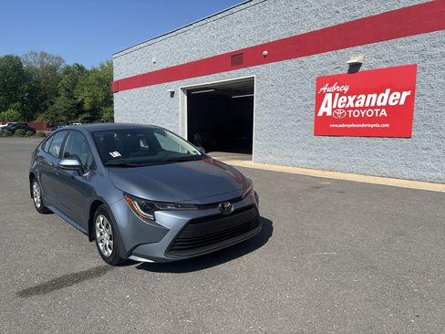 Certified 2024 Toyota Corolla LE FWD image 25