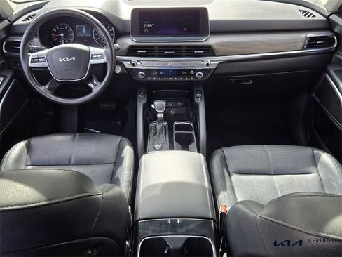 Certified 2022 Kia Telluride EX w/ EX Premium Package image 13
