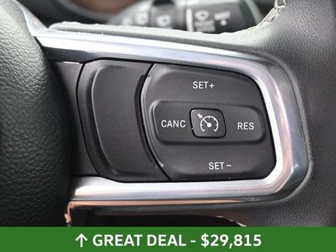 Used 2023 Jeep Wrangler Unlimited Sahara AWD/4WD image 33
