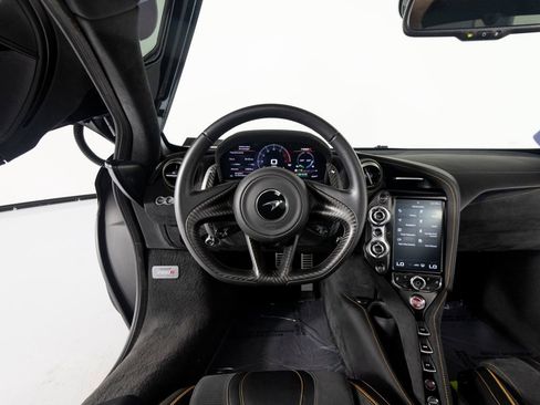 Used 2021 McLaren 720S Performance RWD image 16