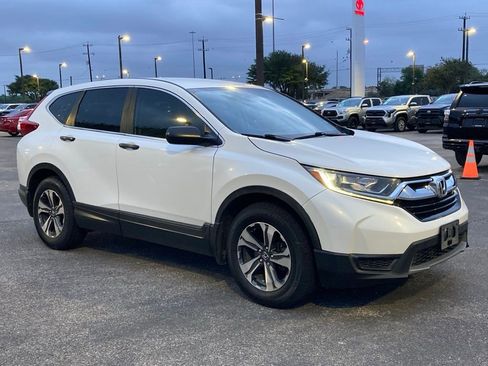 Used 2019 Honda CR-V LX image 3