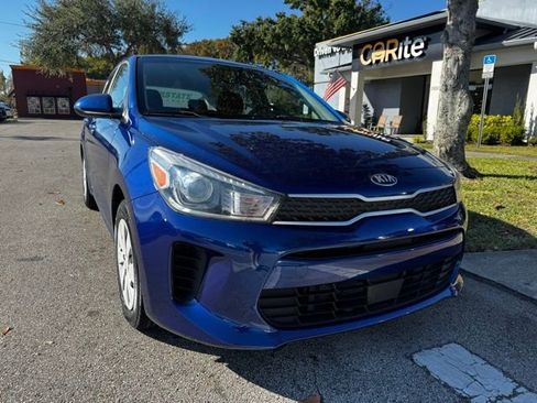 Used 2019 Kia Rio S w/ Technology Package image 2