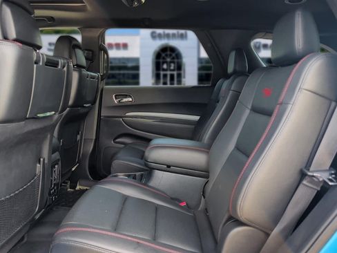 Used 2018 Dodge Durango R/T w/ Technology Group AWD/4WD image 30