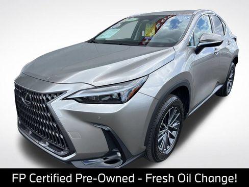 Used 2024 Lexus NX 250 FWD w/ Towing Package (2000 Lbs) image 4