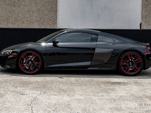 Used 2021 Audi R8 V10 RWD image 14