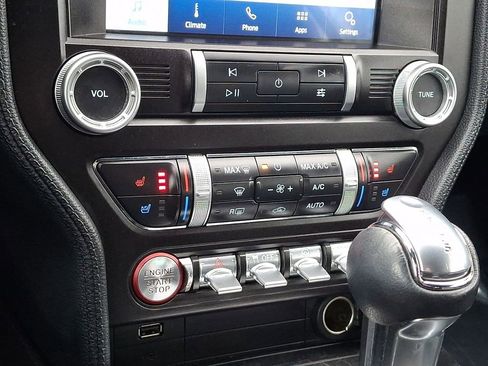 Used 2020 Ford Mustang Premium image 15