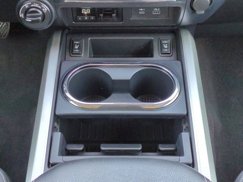 Certified 2022 Nissan Titan SV w/ SV Convenience Package image 19