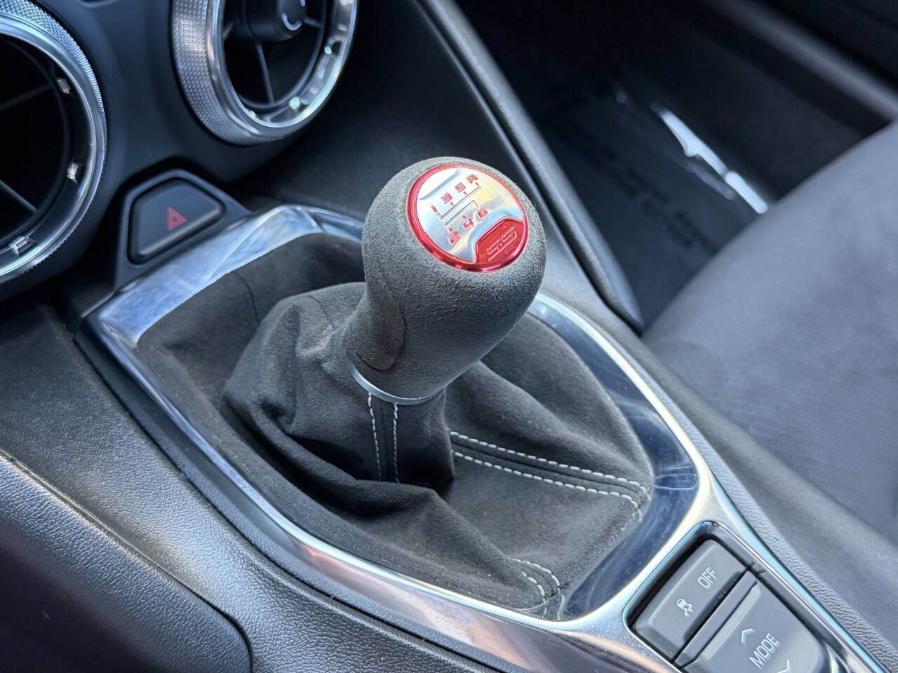 Used 2022 Chevrolet Camaro SS RWD image 26