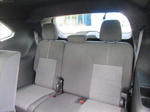 Certified 2025 GMC Acadia Elevation image 32