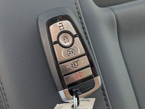 New 2026 Ford Expedition Active RWD image 32