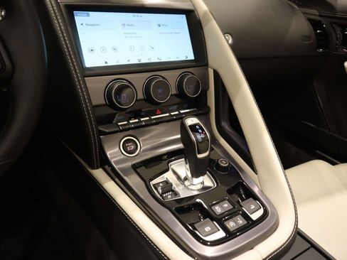Used 2024 Jaguar F-TYPE Convertible AWD image 31