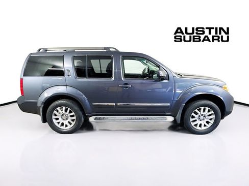 Used 2012 Nissan Pathfinder LE RWD image 8