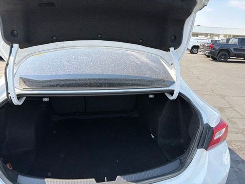 Used 2023 Chevrolet Malibu LT FWD image 5