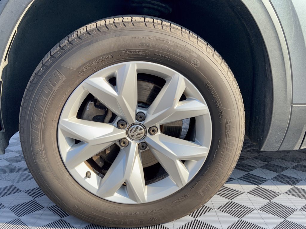 Used 2019 Volkswagen Atlas SE w/ Towing Package FWD image 13