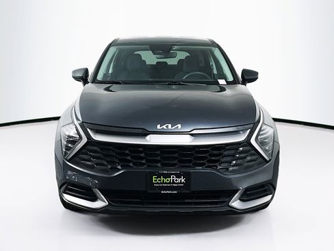 Used 2024 Kia Sportage LX image 2