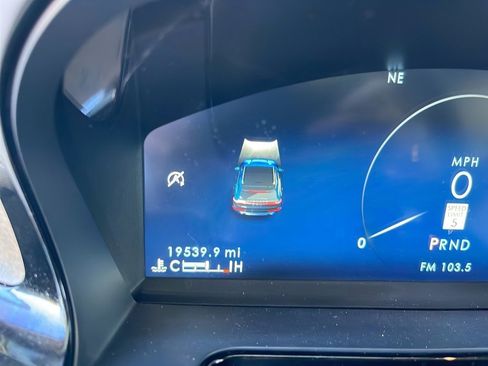 Used 2023 Lincoln Corsair Reserve w/ Equipment Group 201A image 17