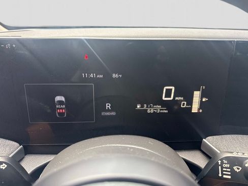 Certified 2025 Nissan Kicks SV FWD image 31