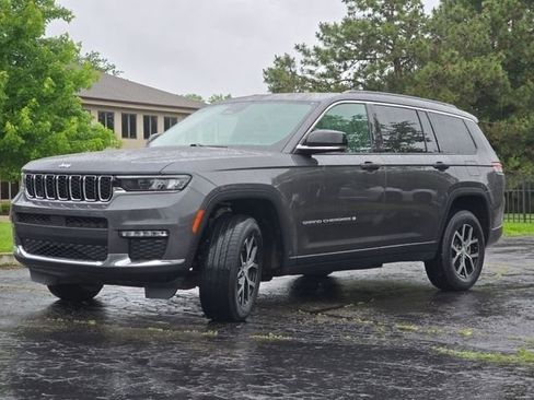 Used 2024 Jeep Grand Cherokee L Limited AWD/4WD image 26